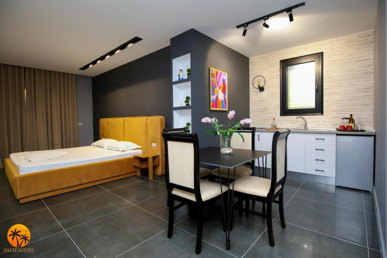 Palm Apartment-suite * Vlorë